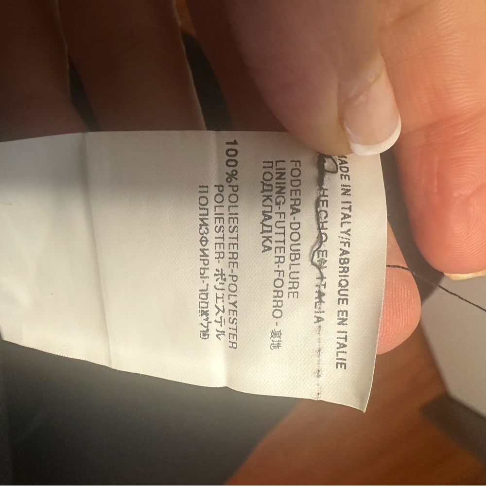 Valentino Black Wool Skirt – Made in Italy – Size M - Picture 6 of 9